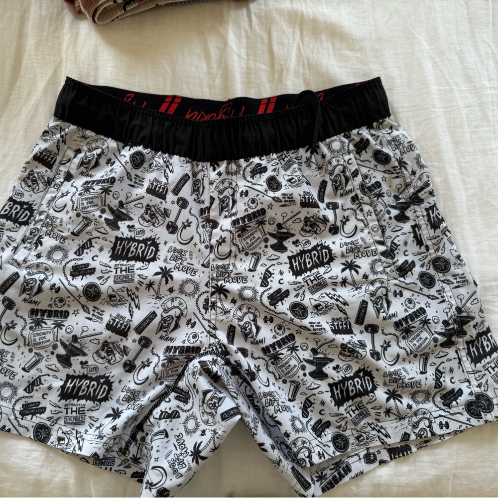 Hybrid by Stefi Cohen Graffiti Shorts, Medium